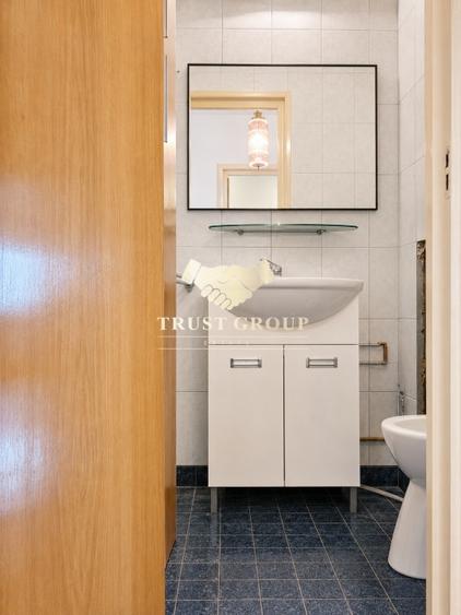 Apartament cu 4 camere decomandat în Polonă