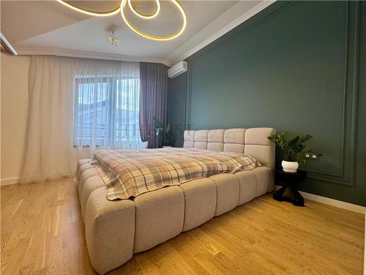 Casă cu 5 camere cu Piscina în Pipera