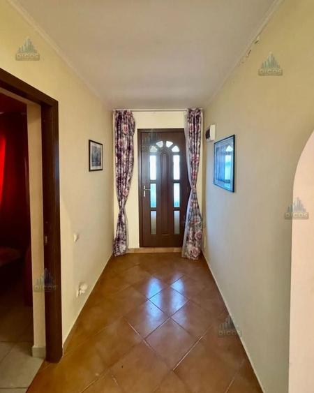 Casă individuală cu 5 camere cu Canalizare în Frătești