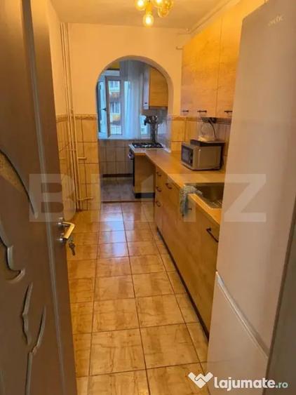 Apartament cu 3 camere decomandat în Ultracentral