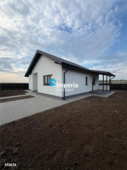 Casă cu 3 camere în Ciurbești