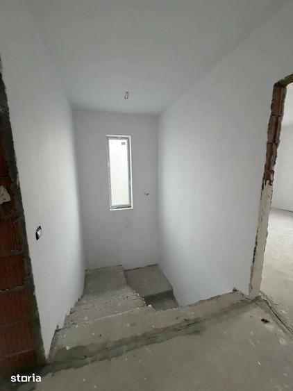 Casă cu 5 camere cu Teren 430 Mp în Central