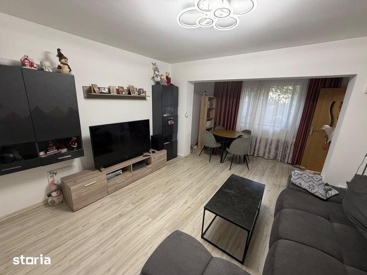 Casă cu 3 camere cu Teren 285 Mp în Dobroești