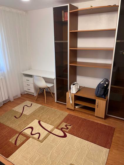 Garsonieră decomandată în Complex Studențesc