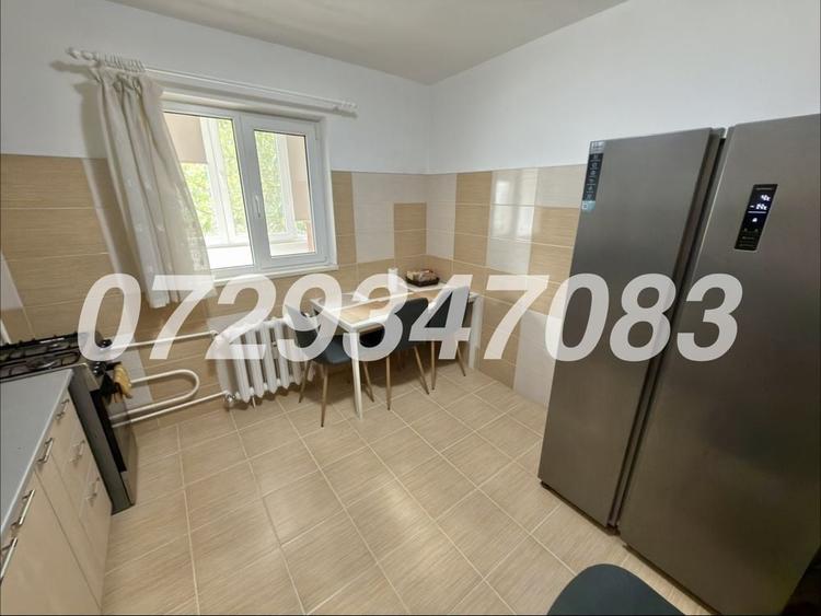 Apartament cu 2 camere decomandat în Titan