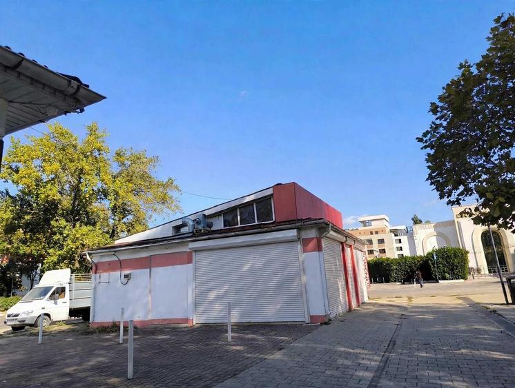 Spațiu comercial, de 150 mp, în Central
