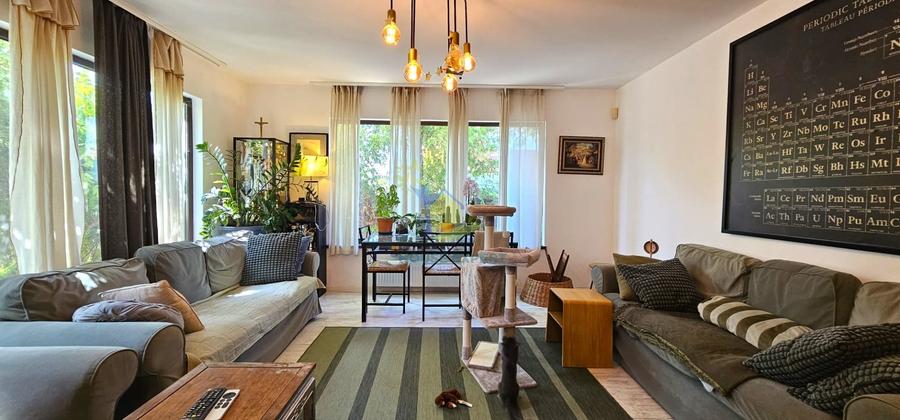 Casă individuală cu 6 camere cu Teren 700 Mp în Corbeanca