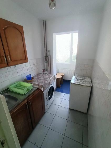 Garsonieră decomandată în Complex Studențesc