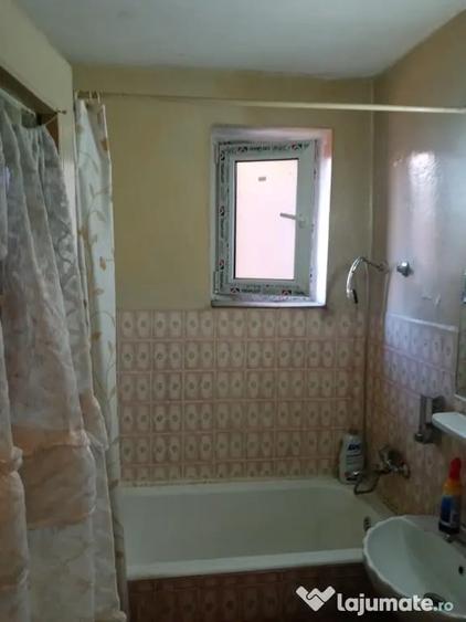 apartament 2 camere, etaj 2, strada Brandusei - 3