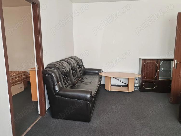 Apartament cu 2 camere semidecomandat în 9 Mai