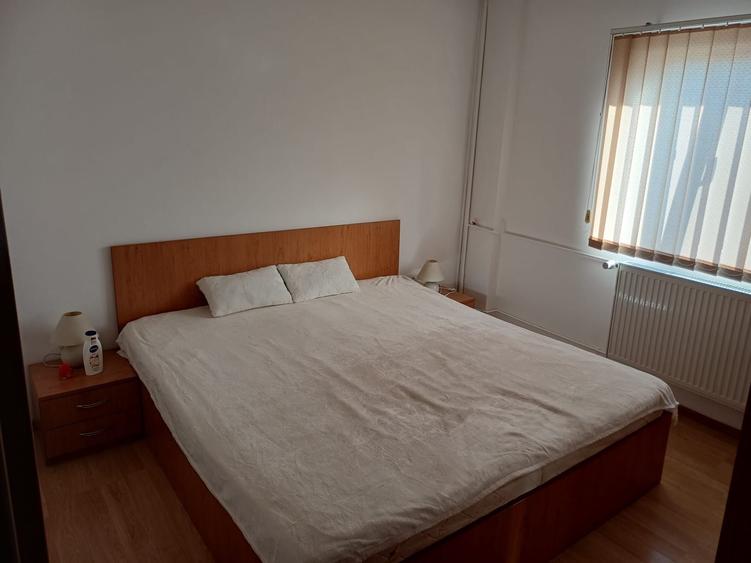 Apartament cu 2 camere decomandat în Aradului