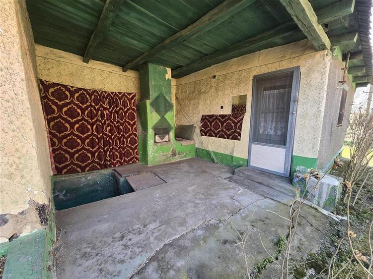 Casă cu 3 camere cu Teren 3309 Mp în Husasău de Tinca