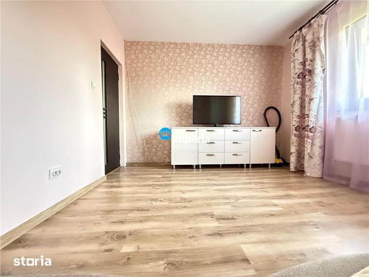 Casă cu 3 camere cu Teren 370 Mp în Miroslava