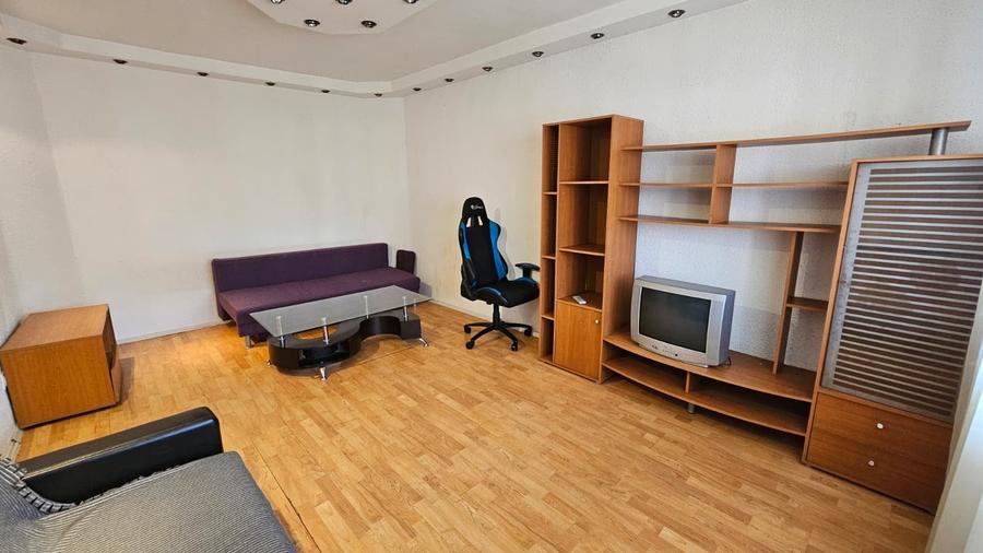 Apartament cu 2 camere decomandat în Centrul Civic