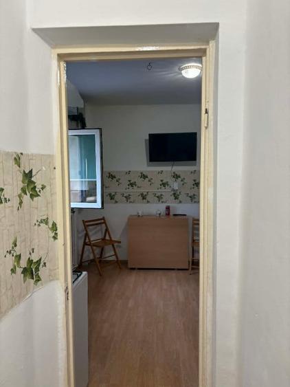 Apartament cu 2 camere decomandat în Triaj