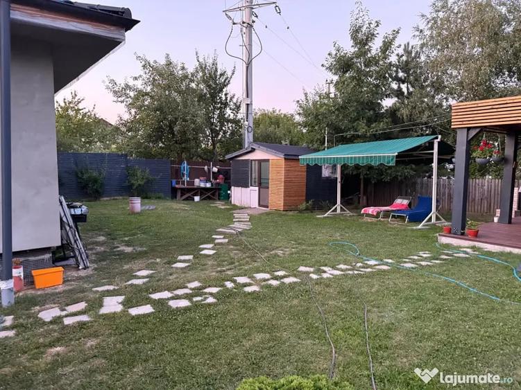 Casă cu 4 camere în Păun