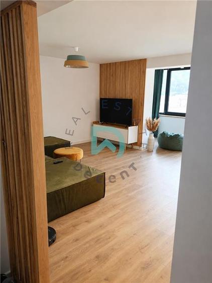 Apartament 3 camere Ultracentral, 107 mp - Brasov - 2