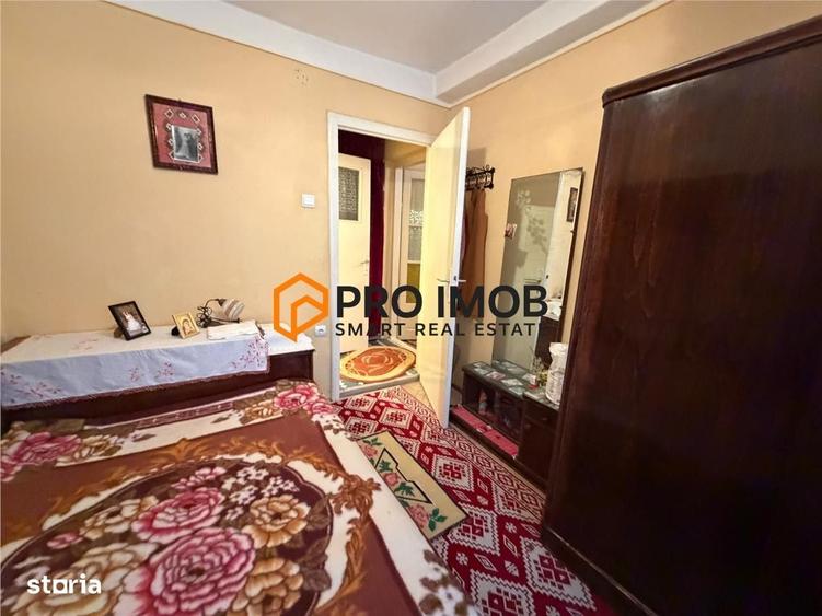 Apartament cu 3 camere decomandat în Central