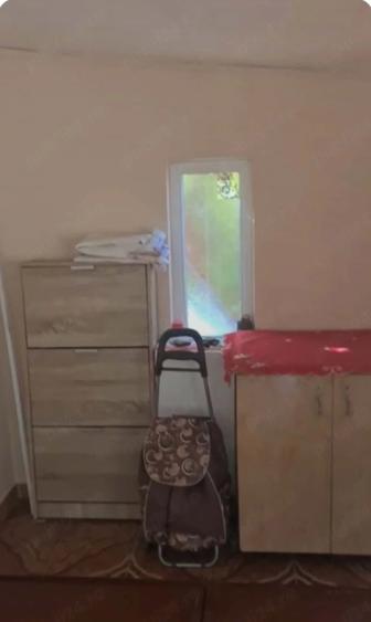 Casă cu 2 camere cu Teren 1087 Mp în Cârcea