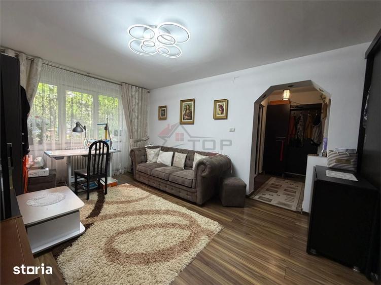 Apartament cu 2 camere semidecomandat în Podu Roș — fotografia 3