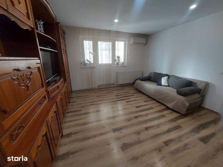 Apartament cu 2 camere semidecomandat în Micro 11