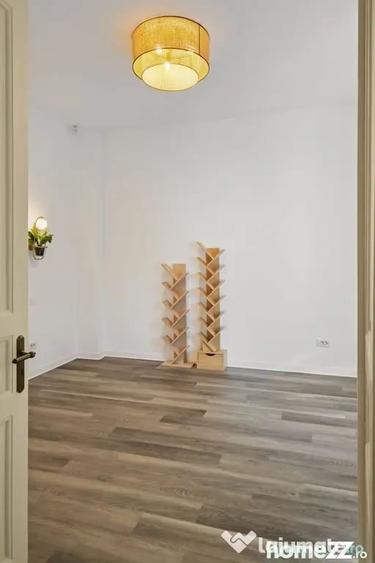 Casă cu 4 camere cu Teren 200 Mp în Calea Călărașilor