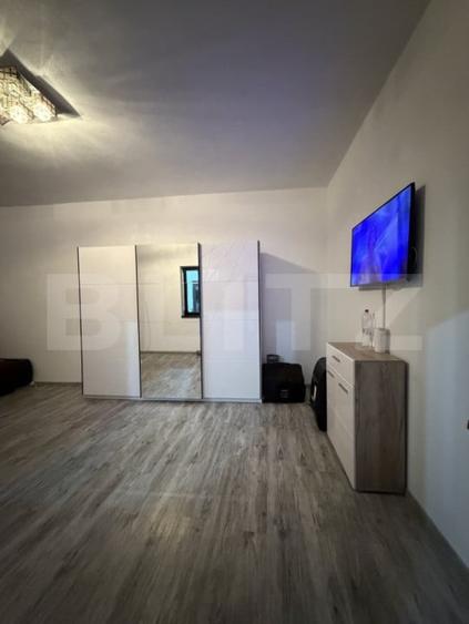 Casă individuală cu 3 camere cu Canalizare în Central