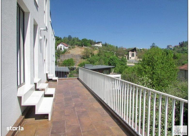 Apartament de vanzare in Centrul Istoric la doar 10 minute de Pia?a - 10