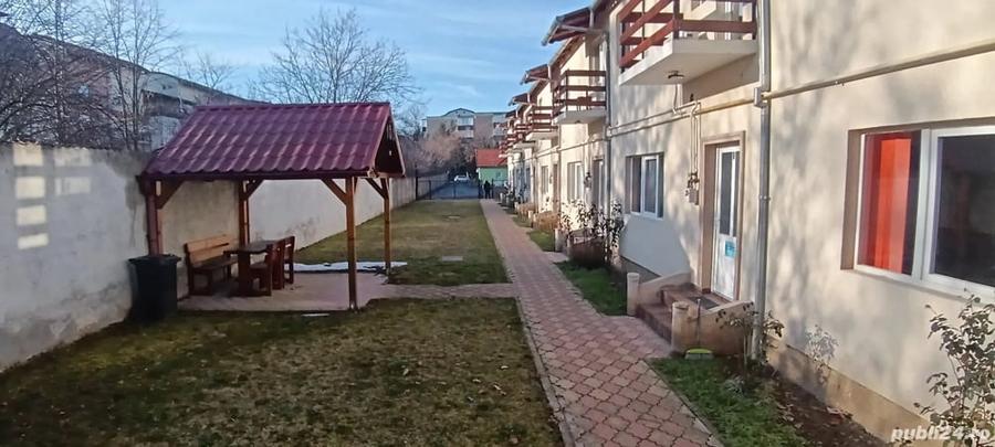 Apartament cu 3 camere decomandat în Aradului