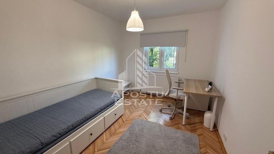 Apartament cu 3 camere decomandat, mobilat în Baba-Dochia