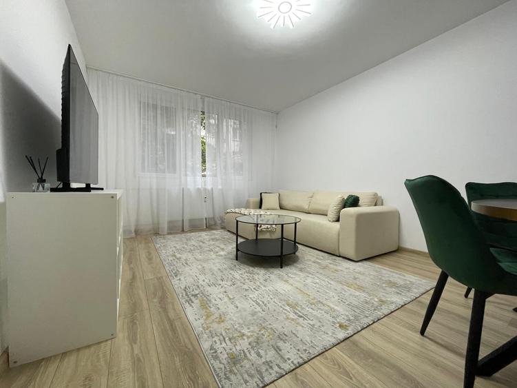Apartament cu 3 camere decomandat în Brâncoveanu