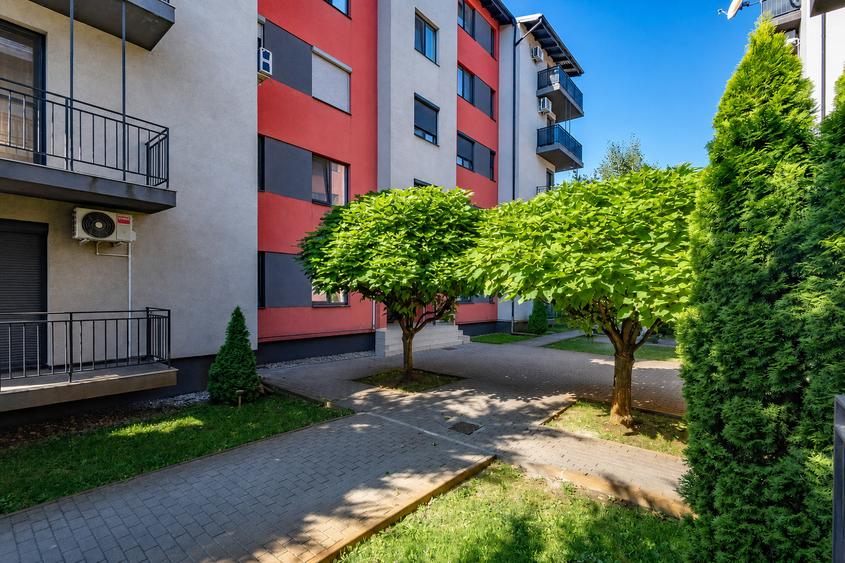 Apartament cu 2 camere decomandat în Giroc