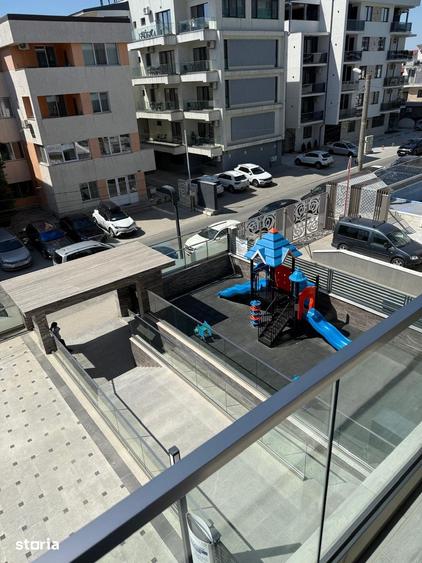 Apartament cu 3 camere în Năvodari