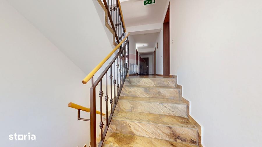 Spațiu comercial, de 386.45 mp, în Sâmbăta de Sus