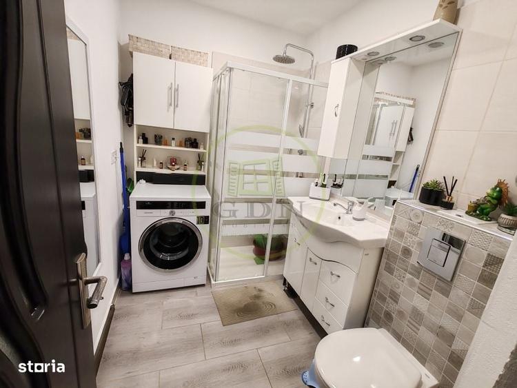 Apartament cu 2 camere decomandat în Vasile Aaron