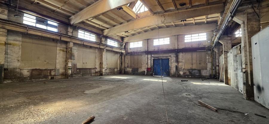 Spațiu industrial, de 600 mp, în Industriilor