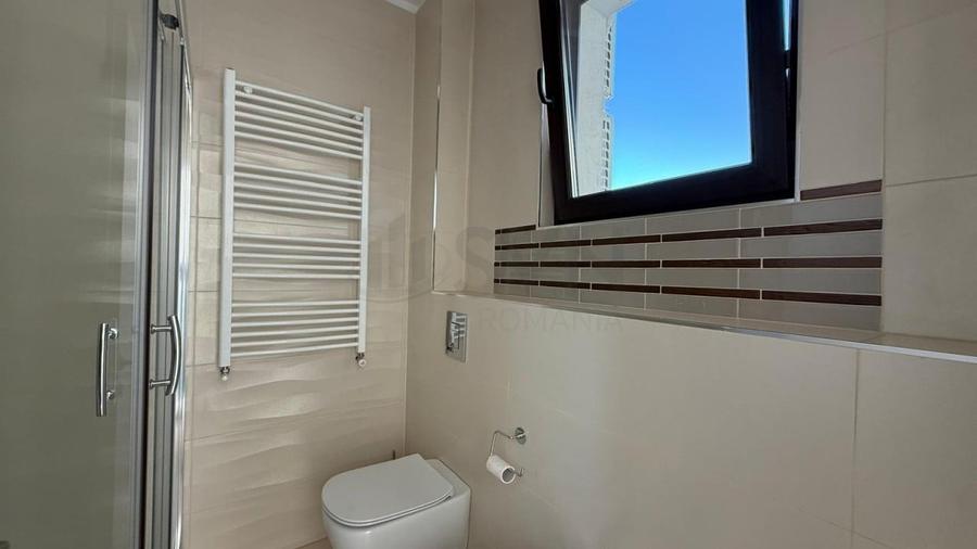 Apartament cu 3 camere decomandat în Dorobanți