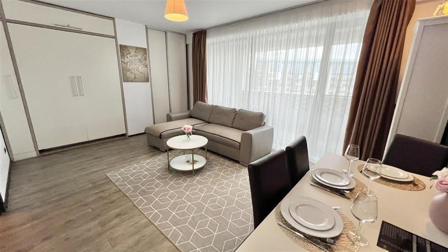 Apartament cu 2 camere decomandat, mobilat în Poiana Brașov