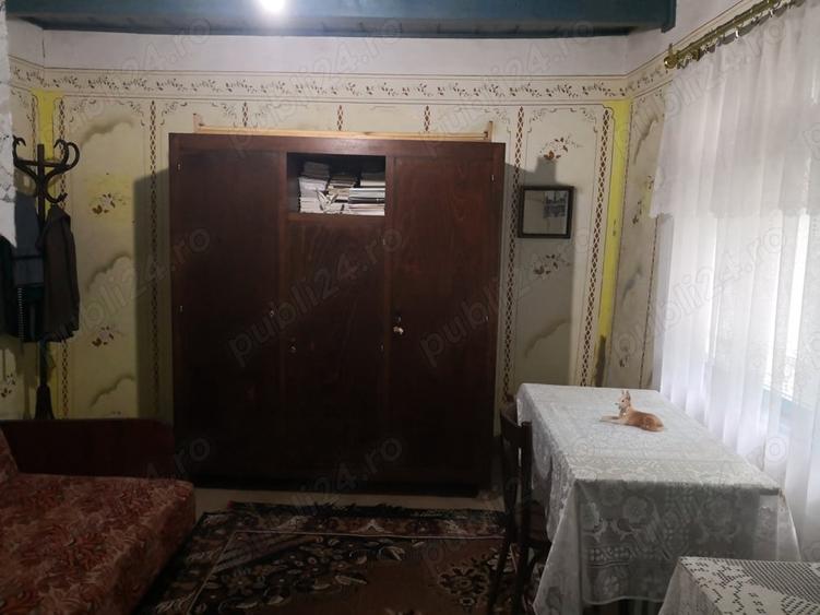 Casă cu 2 camere în Doljești