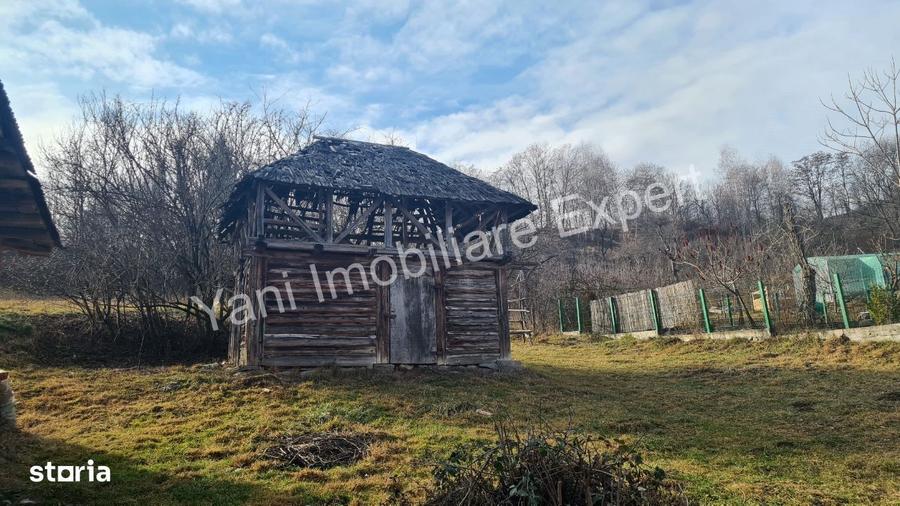 Casă cu 2 camere în Cicănești