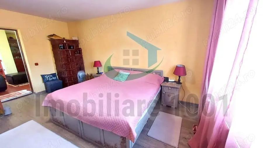 Casă cu 4 camere cu Teren 2431 Mp în Curtuiușu Mare