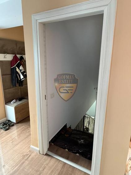 Apartament cu 5 camere decomandat, mobilat în Tomis Plus