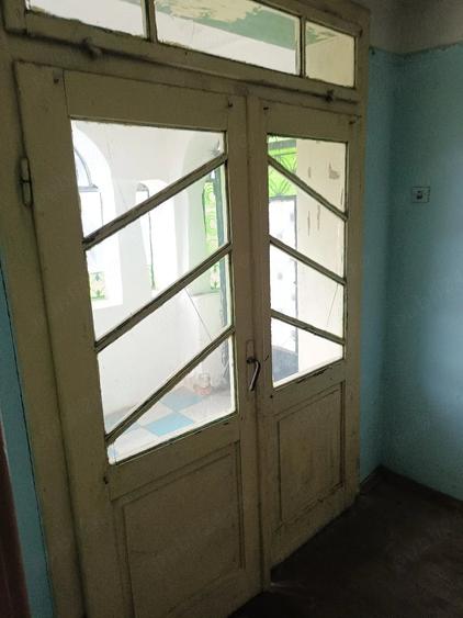 Casă cu Teren 800 Mp în Brătășanca