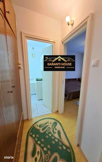 Apartament cu 3 camere semidecomandat în Central