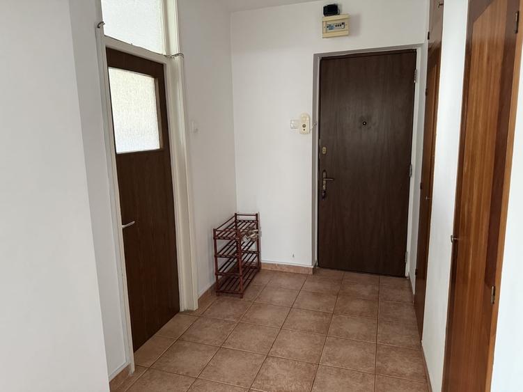 Apartament semidecomandat în Herăstrău