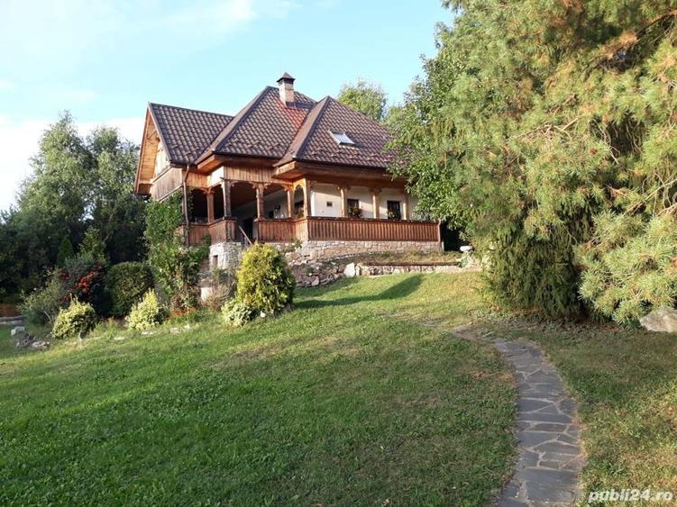 Casă cu 3 camere în Bonț