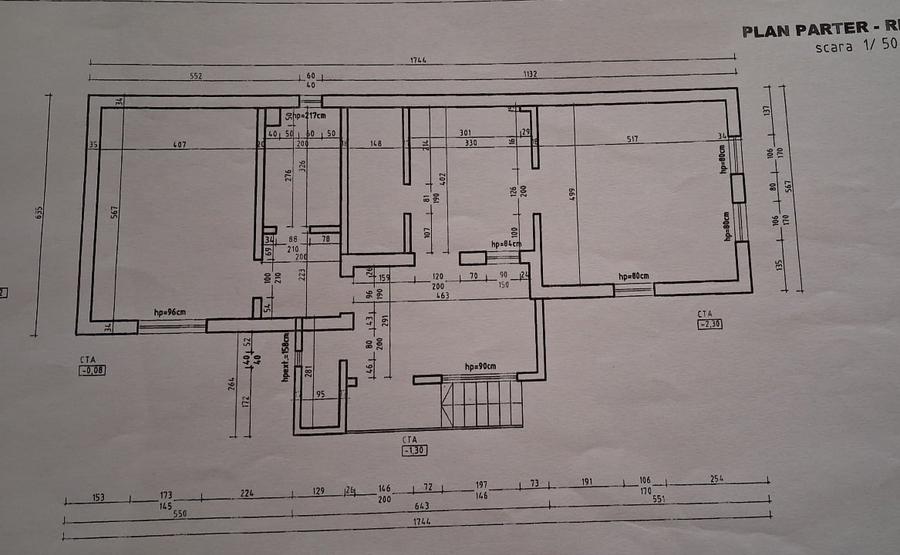 Casă individuală cu 5 camere cu Canalizare în Central