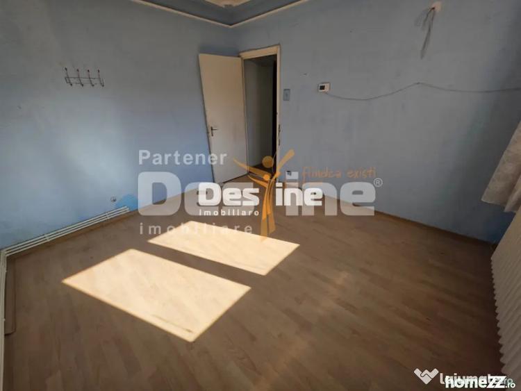 Apartament cu 2 camere decomandat în Mircea cel Bătrân