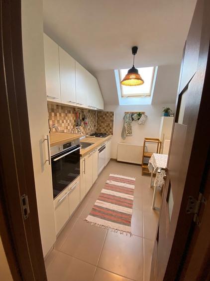 Apartament cu 4 camere decomandat în Baciu