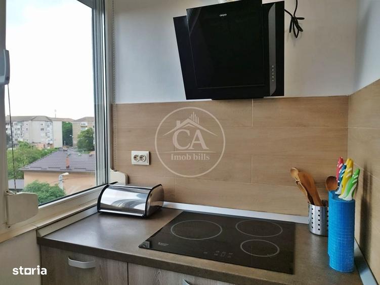 Apartament cu 3 camere decomandat în Central